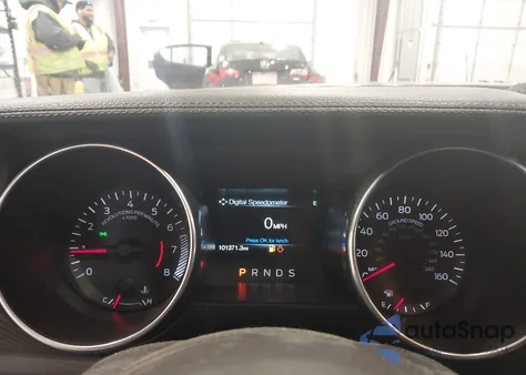 2018 Ford Mustang Ecoboost из США, поврежденный, VIN 1FA6P8TH1J5116324